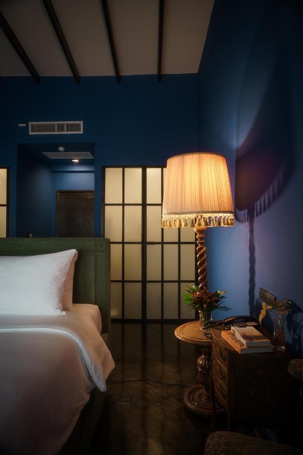 Baan Tuk Din Hotel กรุงเทพมหานคร ภายนอก รูปภาพ